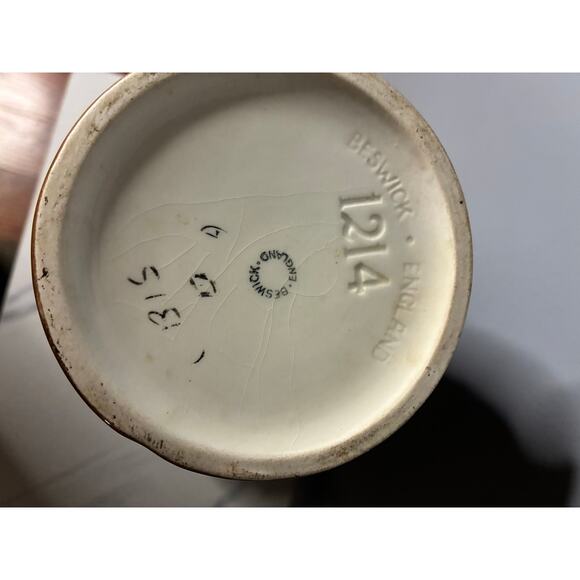 Beswick England “Romeo & Juliet” 1214 Pitcher – Large Hand-Painted Jug – As is - Picture 10 of 10